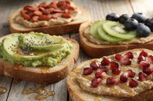 découvrez les superfoods incontournables à ajouter sur vos tartines pour un petit-déjeuner sain, savoureux et plein d'énergie.